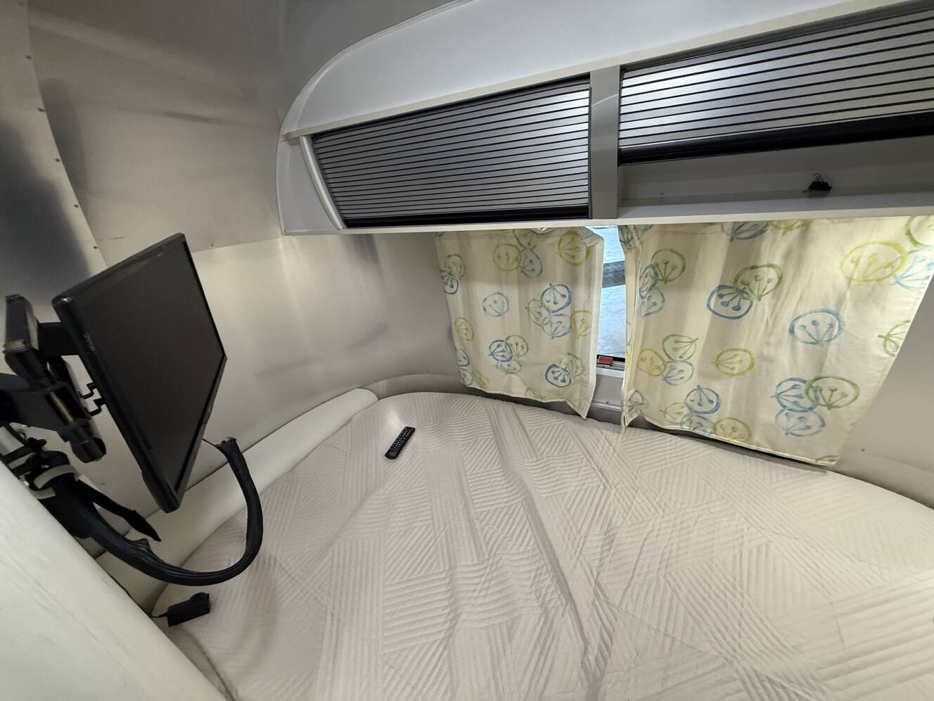 A photo of this 2017 Airstream SPORT 16