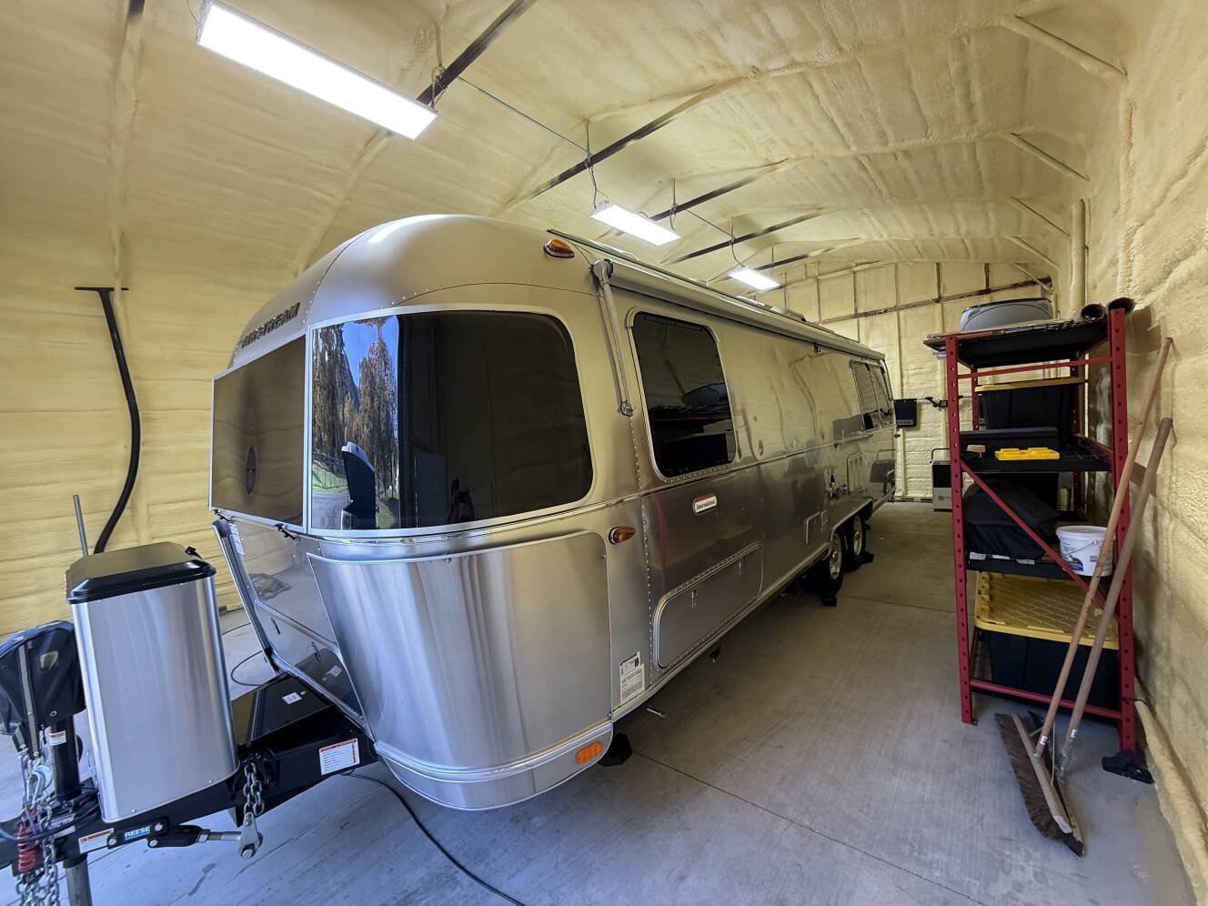 A photo of this 2021 Airstream INTERNATIONAL SERENITY 27FB TWIN