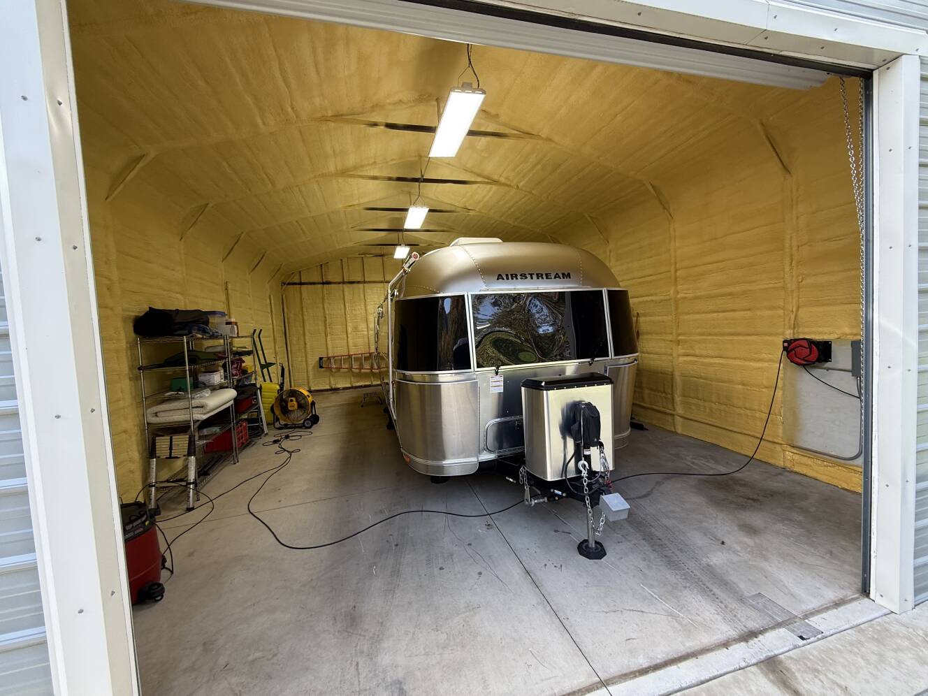 A photo of this 2021 Airstream INTERNATIONAL SERENITY 27FB TWIN