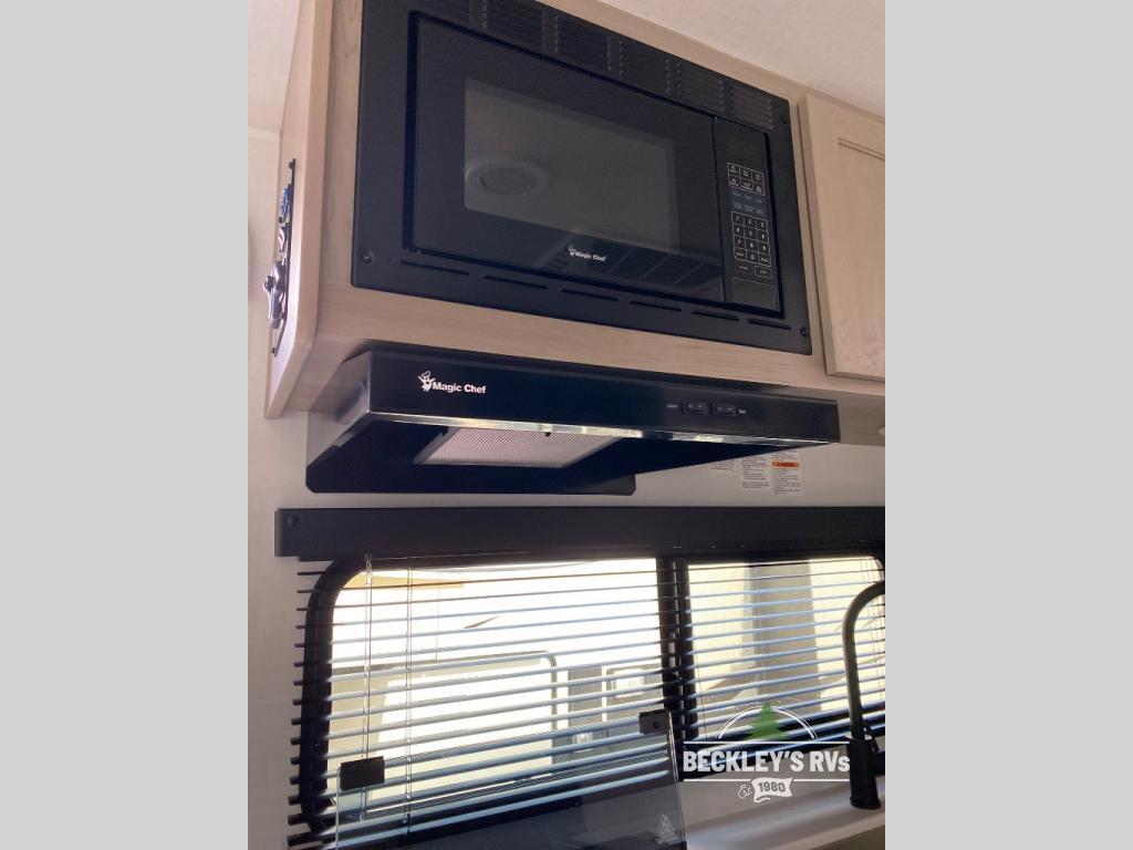 New 2026 Forest River Rockwood Roo 233S For Sale in Thurmont, MD