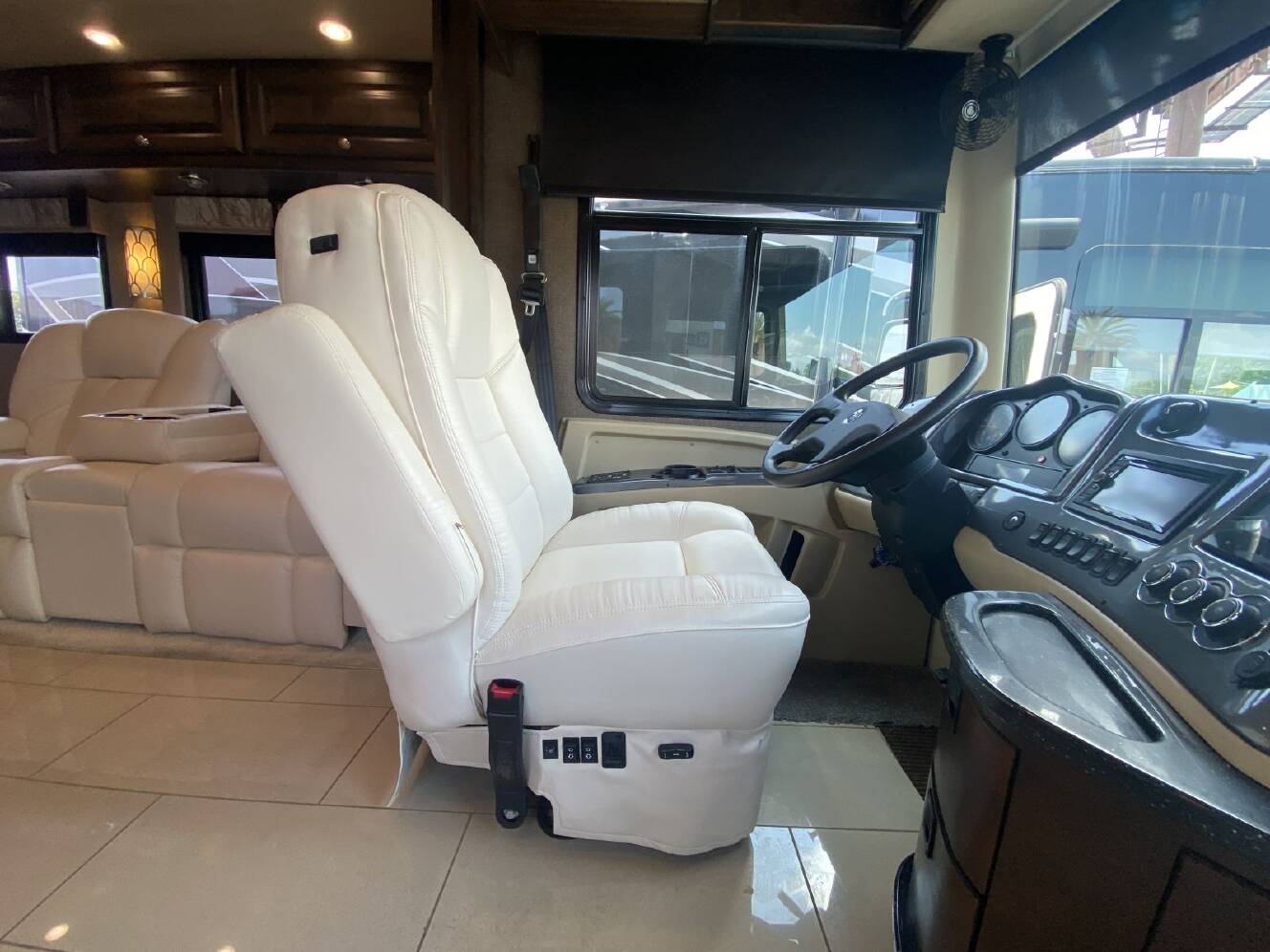 A photo of this 2017 Tiffin Motorhomes Allegro Red 37PA