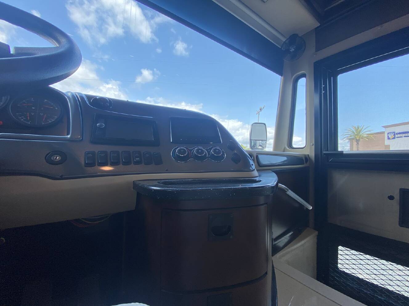 A photo of this 2017 Tiffin Motorhomes Allegro Red 37PA