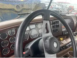 2007 MACK Granite CV713