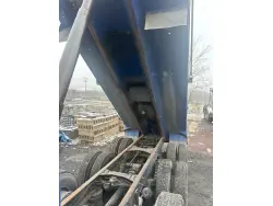 2007 MACK Granite CV713