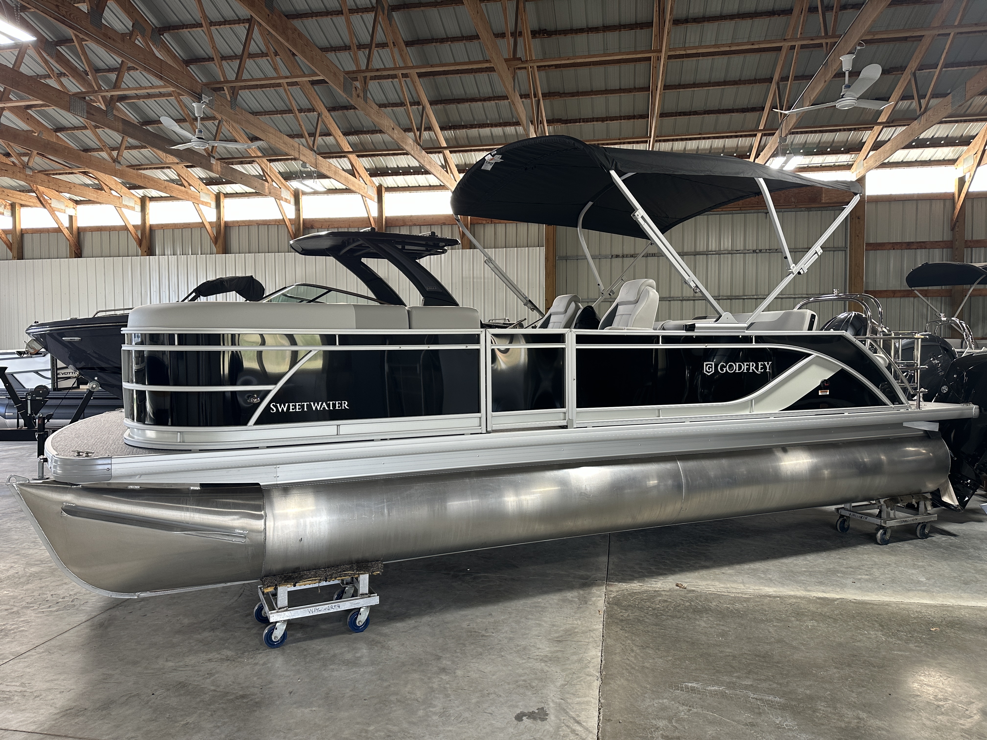 2026 Godfrey Pontoons SW 2286 SFL in fontana WI