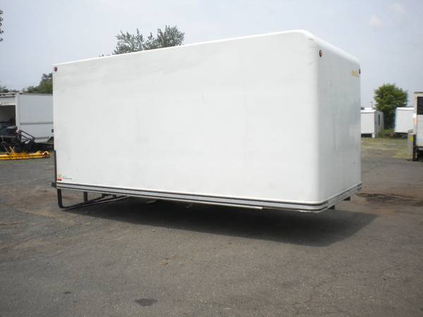 2018 SUPREME VAN BOX in Hartford, CT