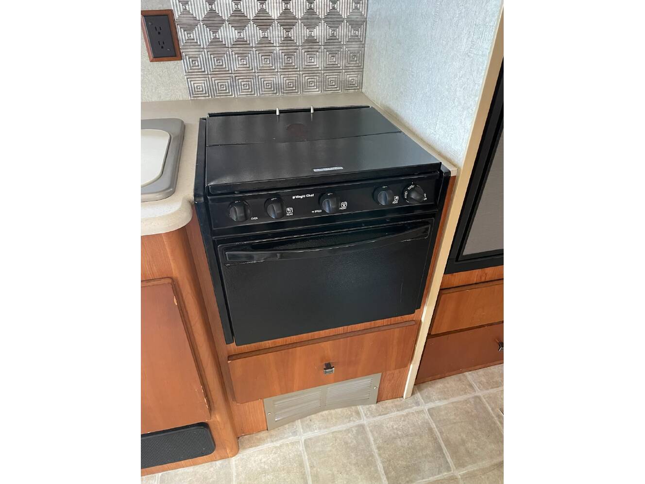 A photo of this 2008 Winnebago Sightseer 