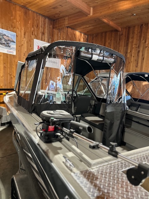 2024 Smoker-Craft 20 Phantom Fishing Boat boat