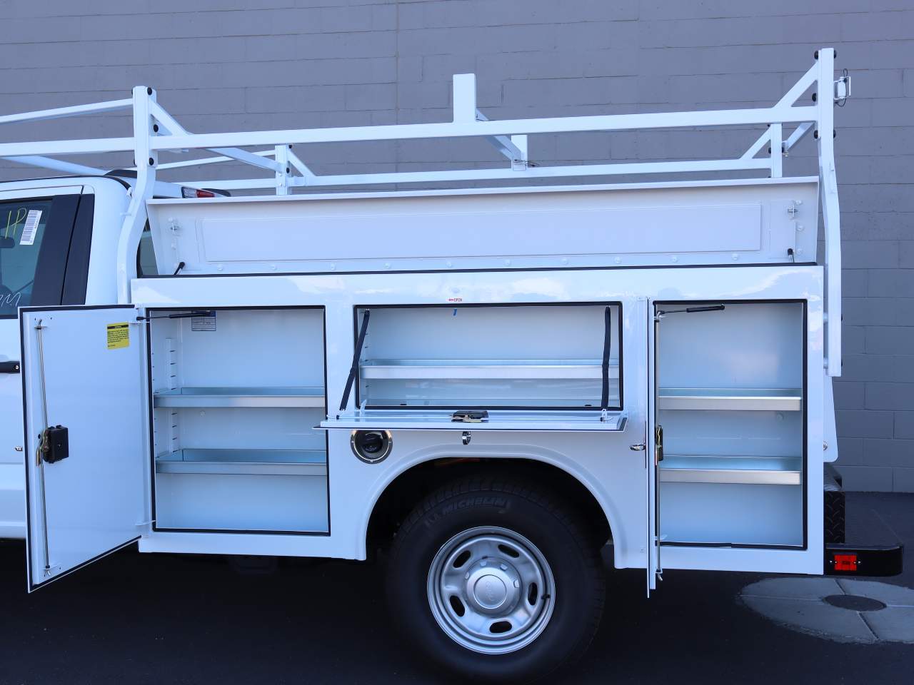 2026 Ford F-250 photo 4