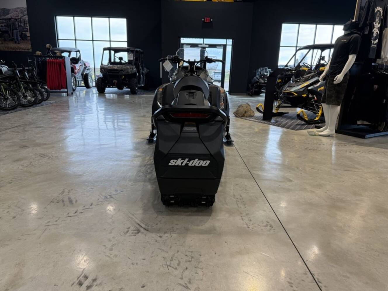 A photo of this 2025 Ski-Doo Renegade® Adrenaline® 900 ACE Turbo RipSaw 1.25_Grey