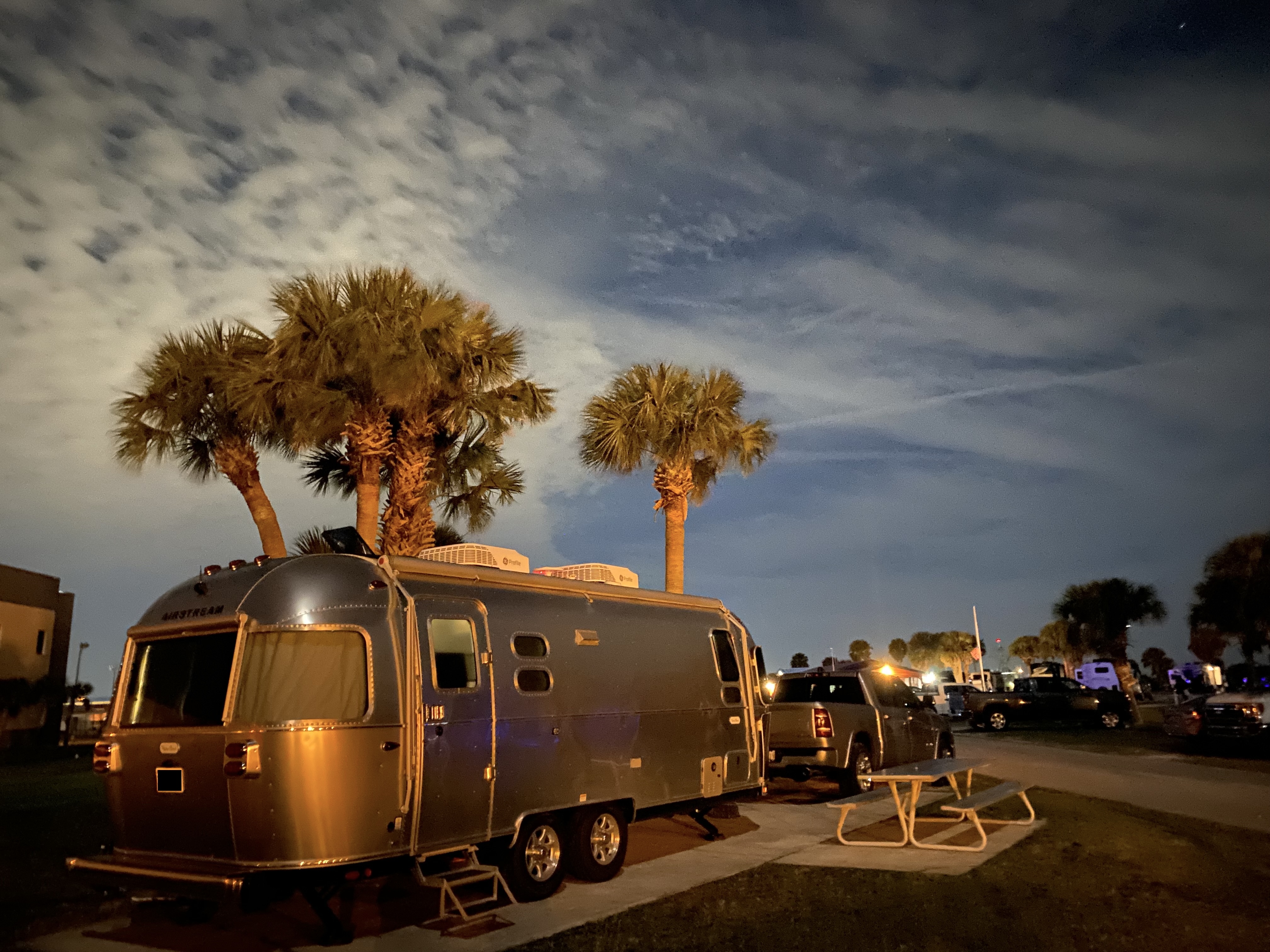 2024 Airstream FLYING CLOUD 25FB TWIN in annapolis MD