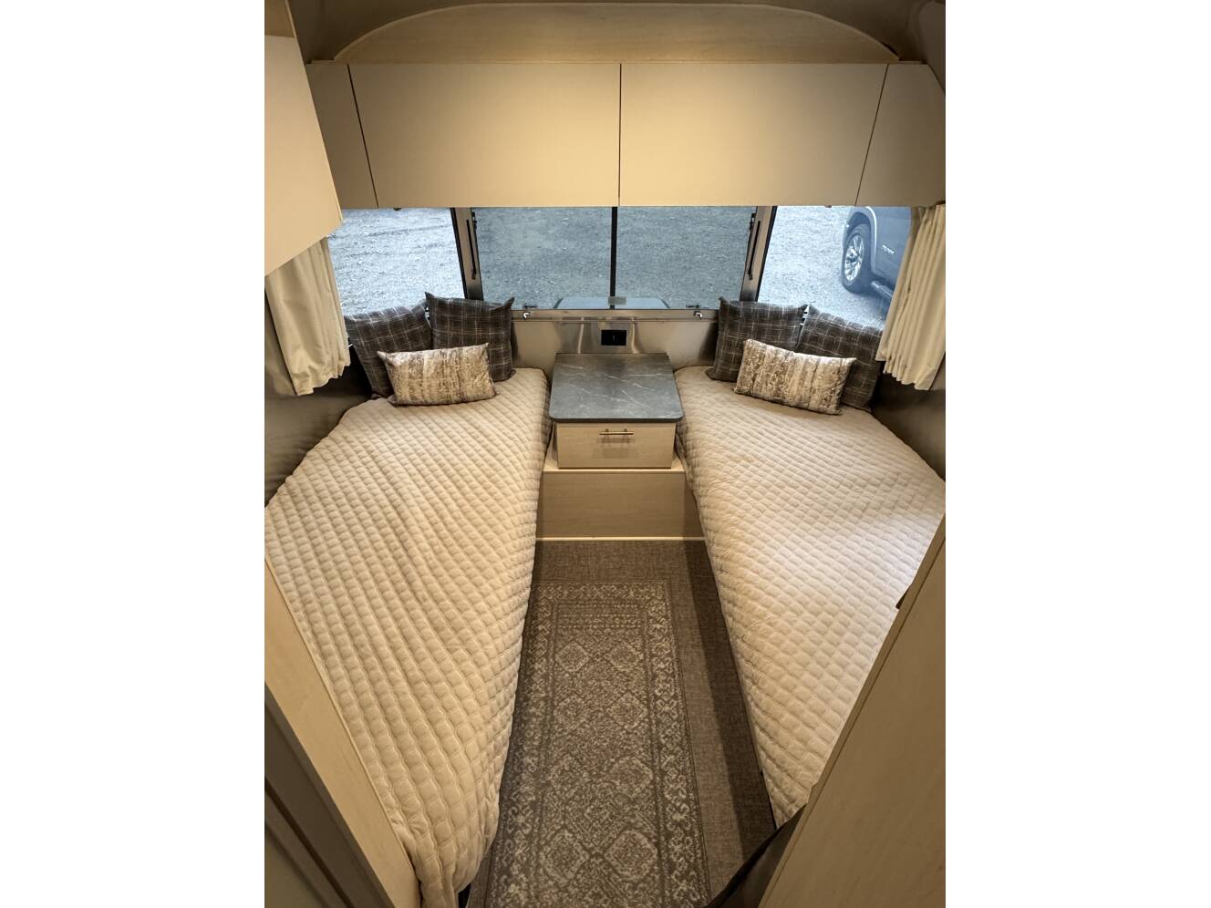 A photo of this 2024 Airstream FLYING CLOUD 25FB TWIN