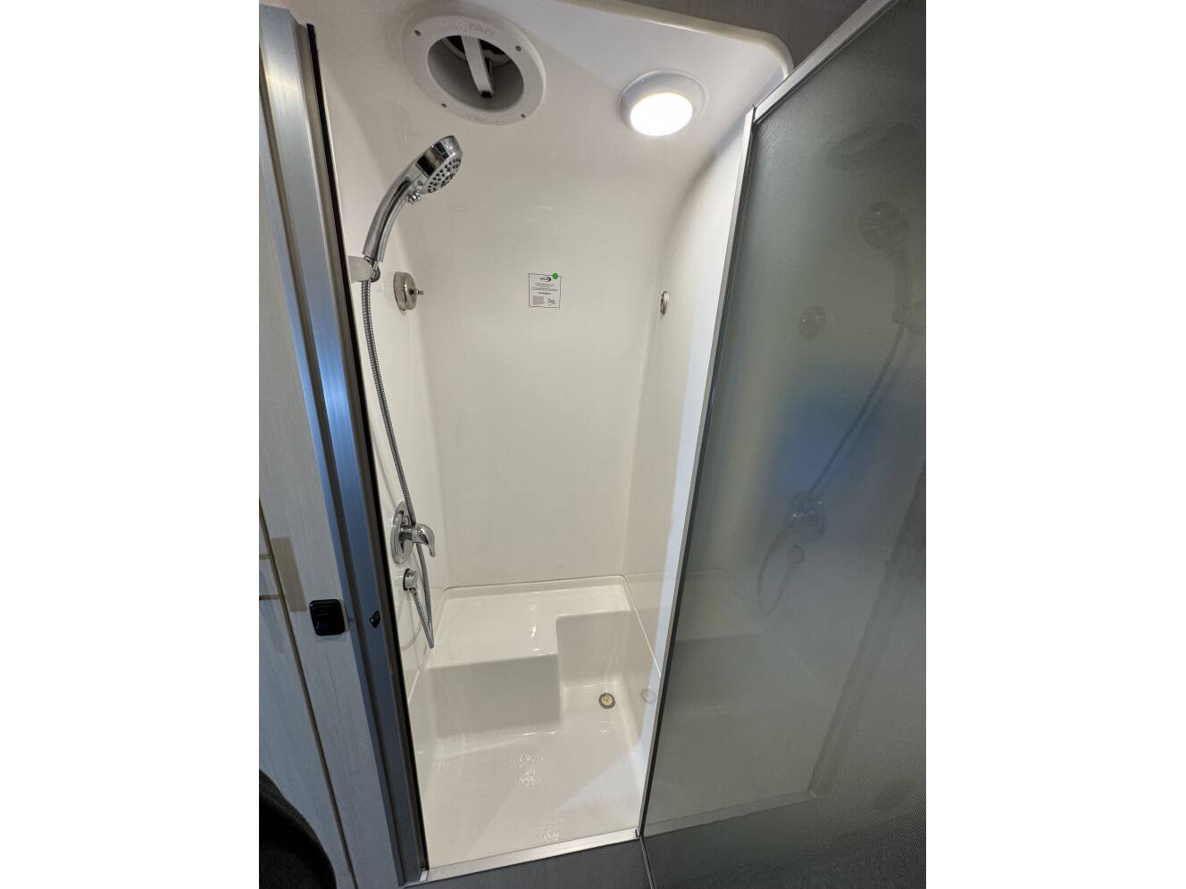 A photo of this 2024 Airstream FLYING CLOUD 25FB TWIN