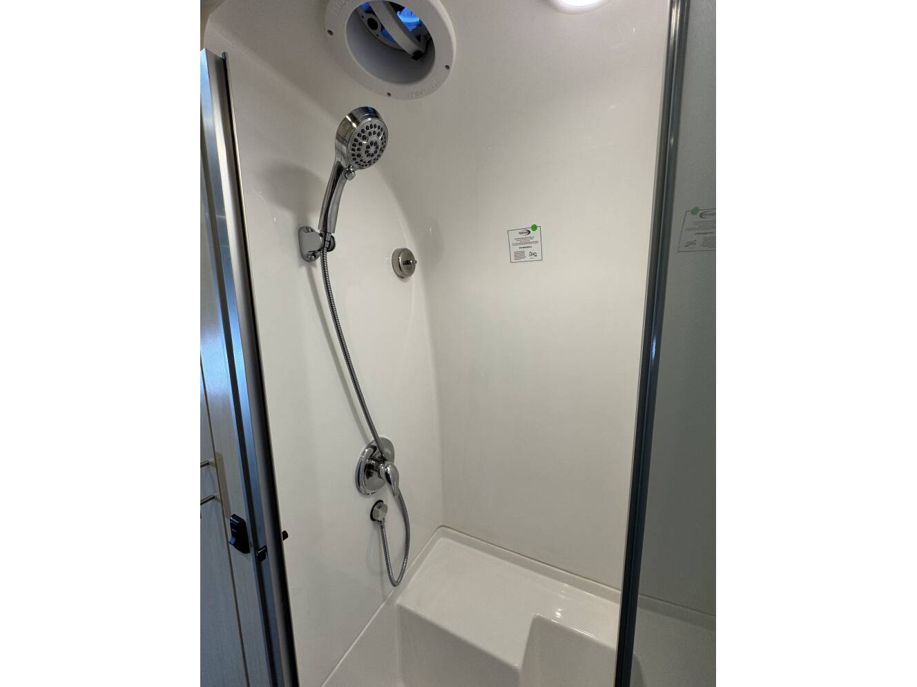 A photo of this 2024 Airstream FLYING CLOUD 25FB TWIN