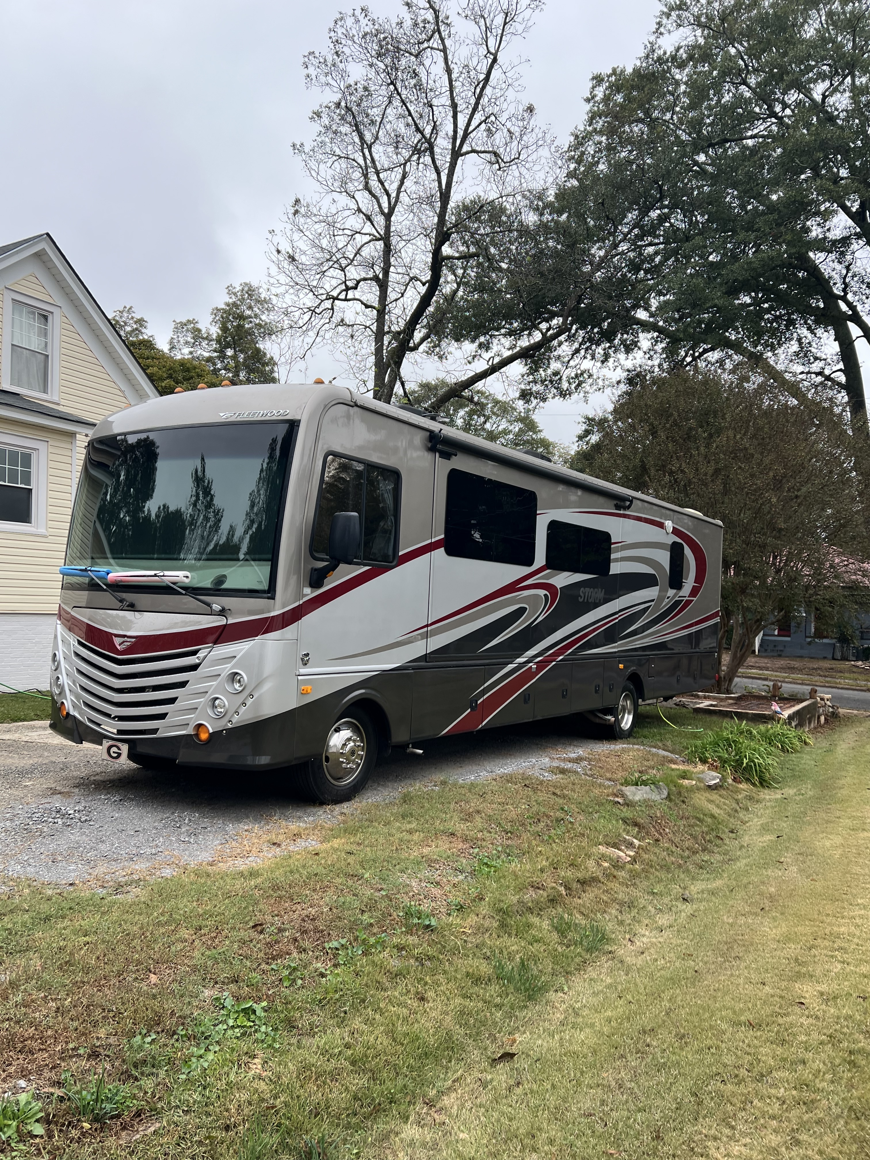2017 Fleetwood STORM 34S RV
