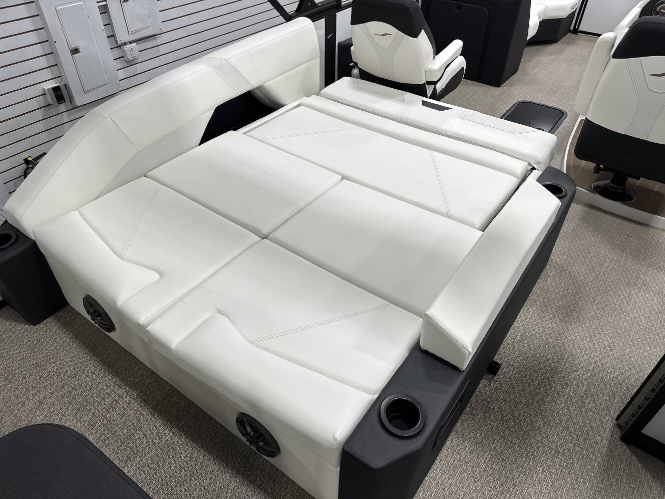 A photo of this 2026 Evotti 521 CS