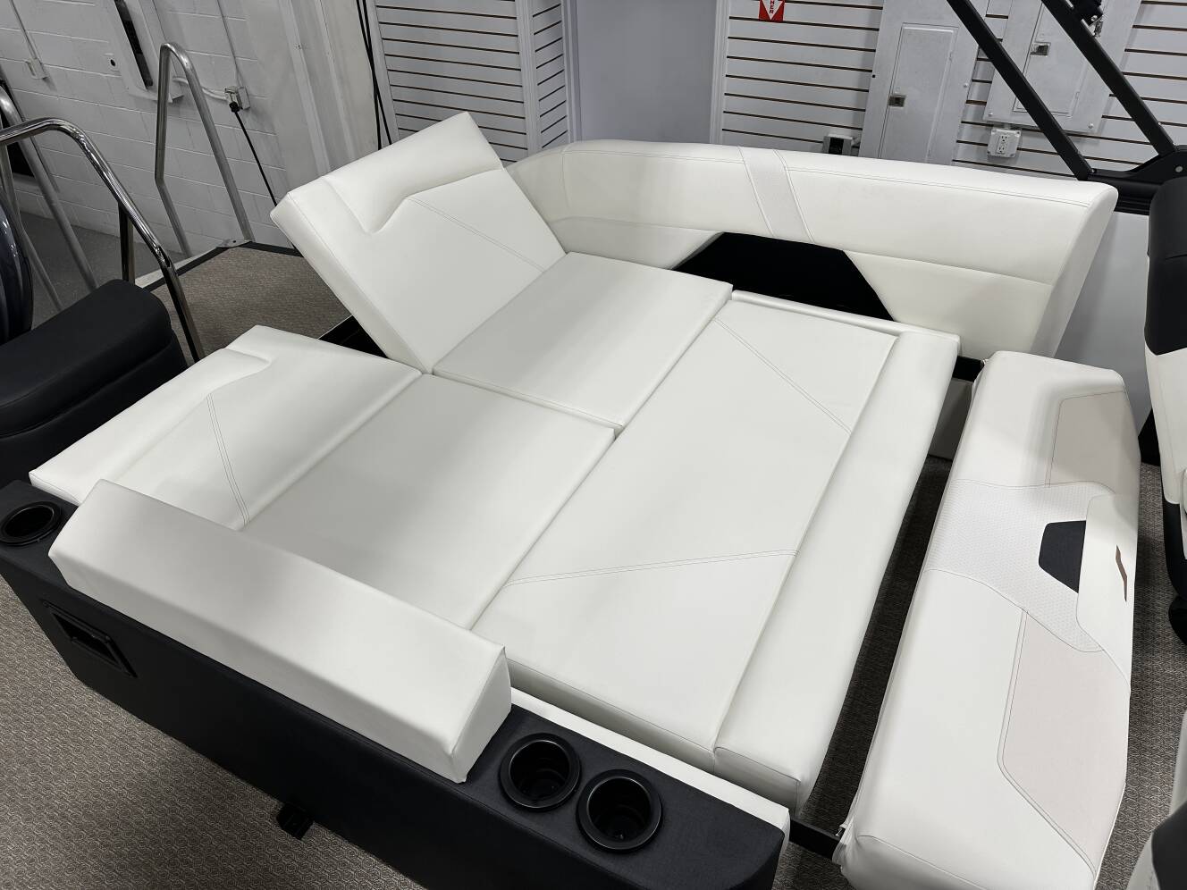 A photo of this 2026 Evotti 521 CS
