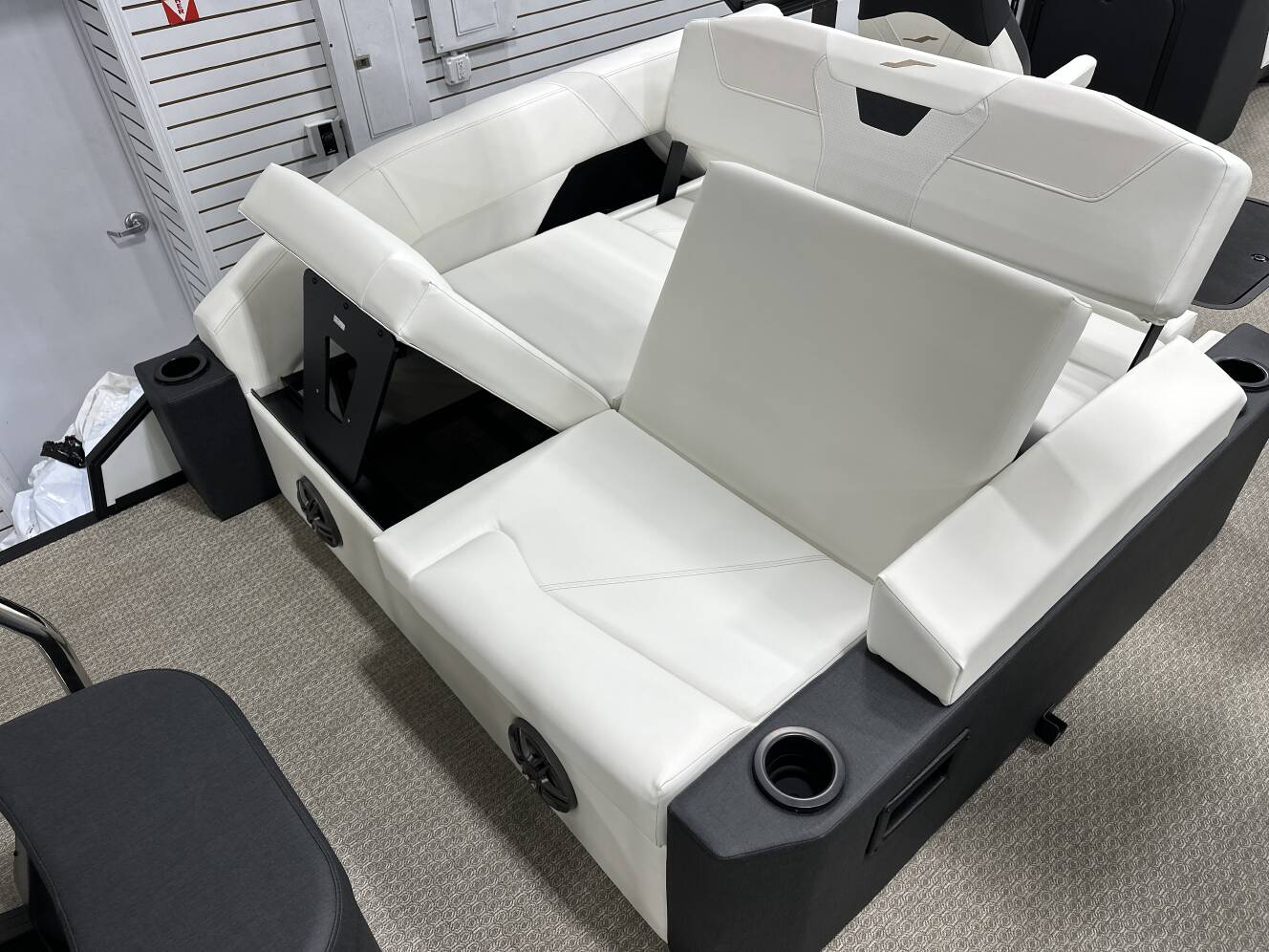 A photo of this 2026 Evotti 521 CS