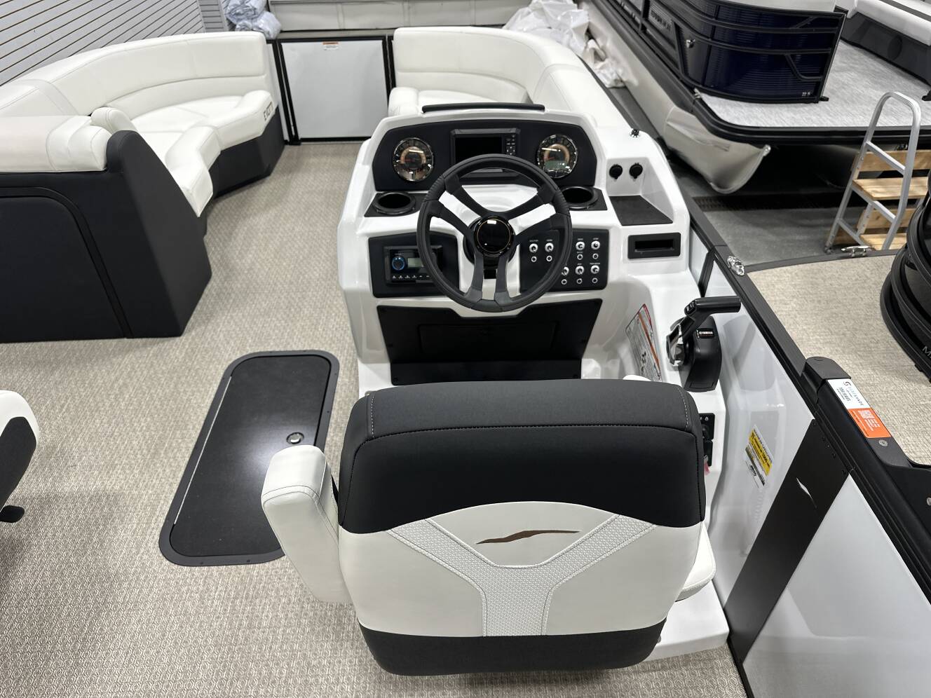 A photo of this 2026 Evotti 521 CS