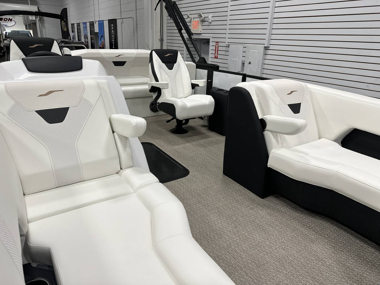 A photo of this 2026 Evotti 521 CS