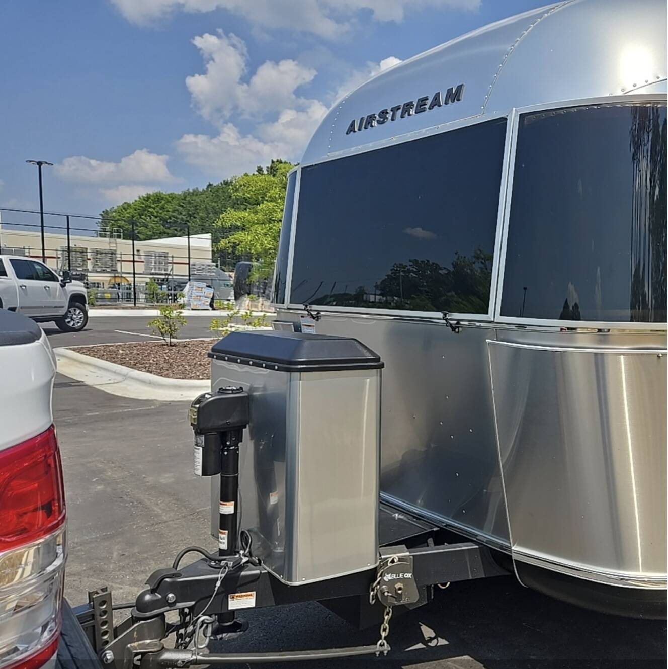 A photo of this 2023 Airstream CLASSIC 30RBQ