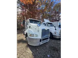 2013 MACK 600