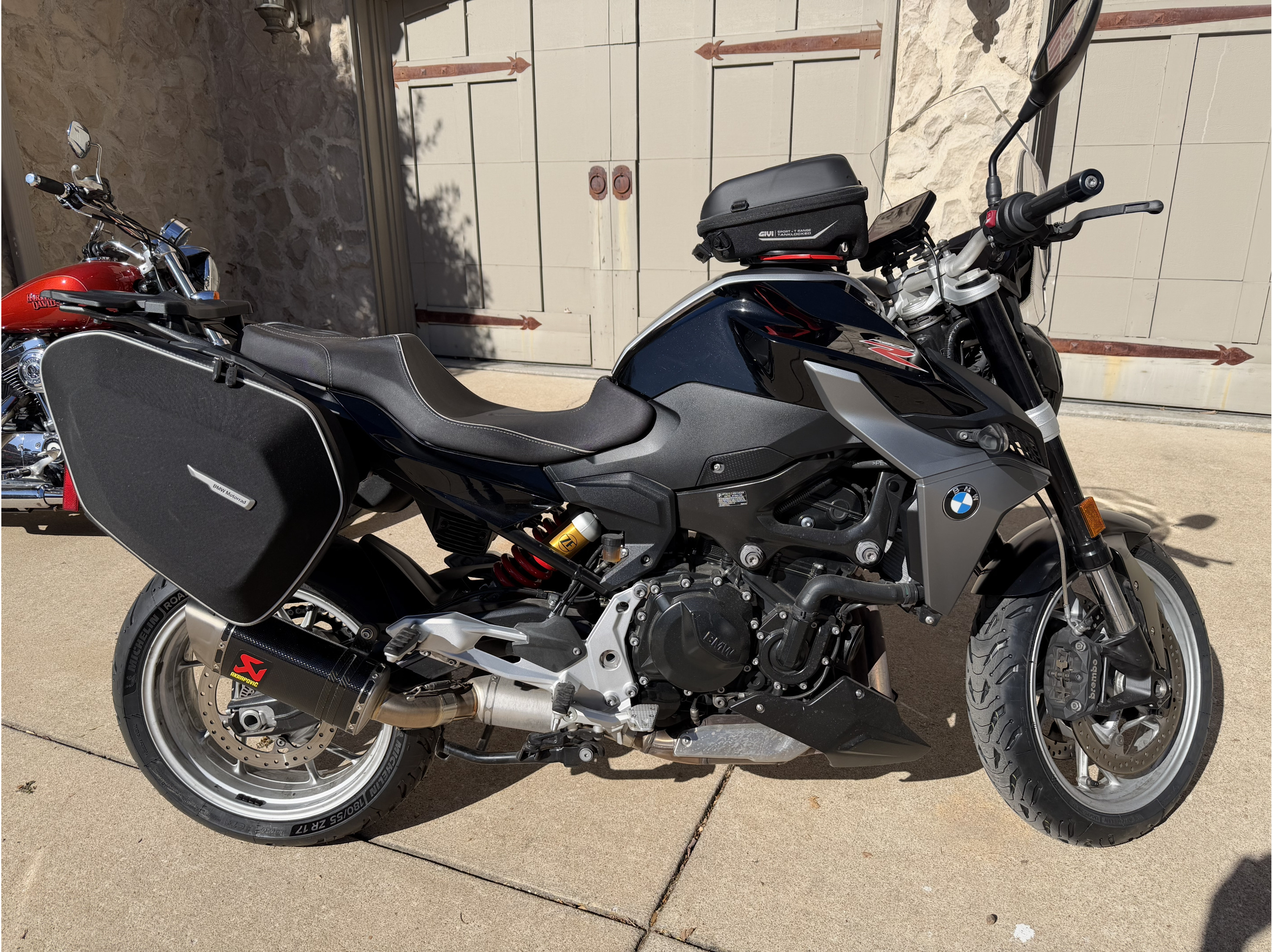 2021 BMW F 900 R 900 R in Springfield, MO