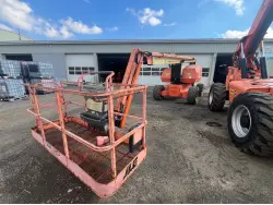 2011 JLG 800AJ
