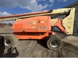 2011 JLG 800AJ