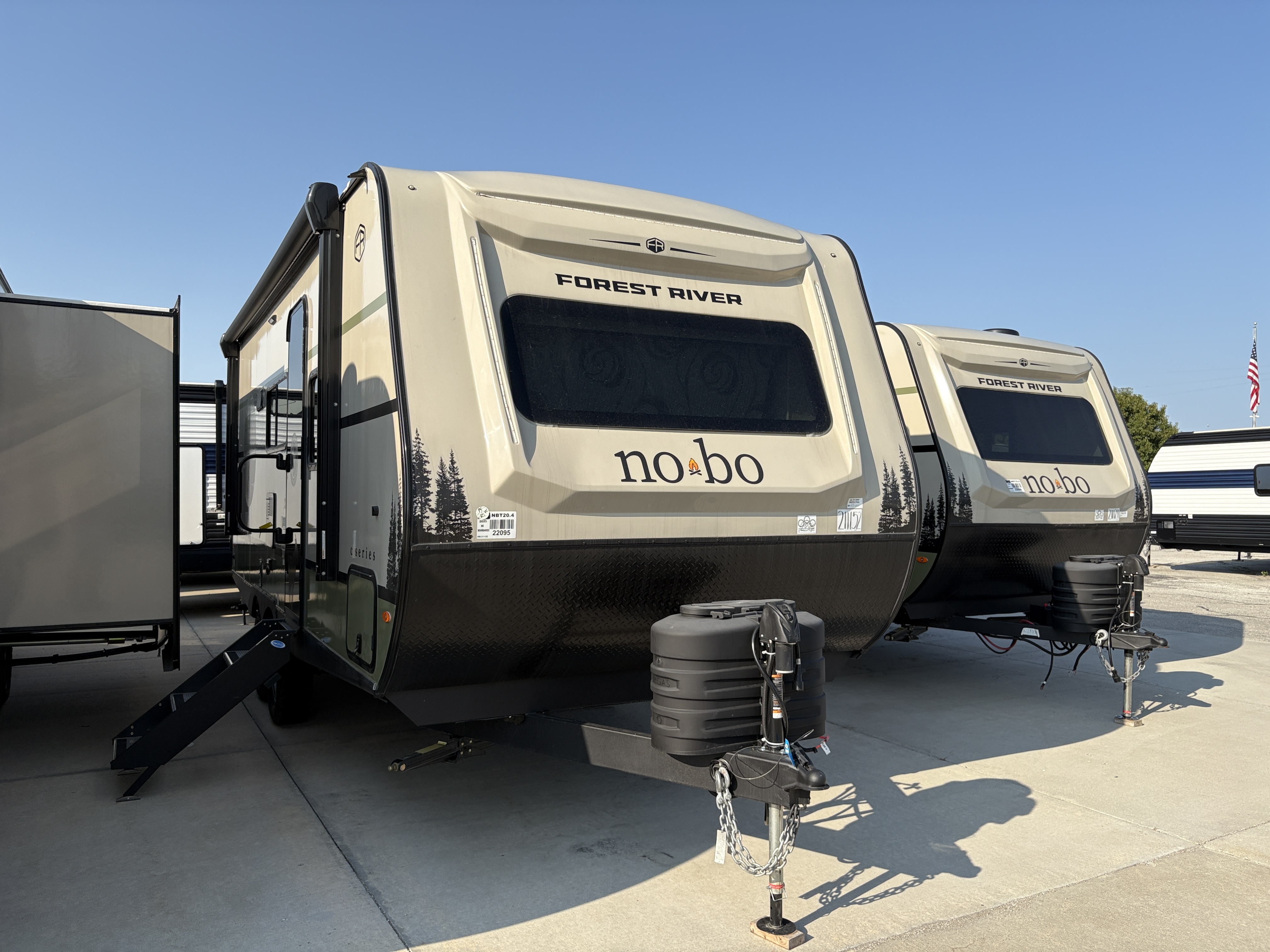 New 2025 Forest River No Boundaries 20 Series NB 20.4 For Sale in Omaha ...