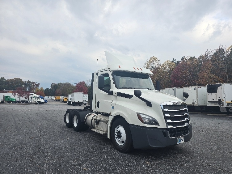 2019 FREIGHTLINER CASCADIA 126 in Norcross, GA