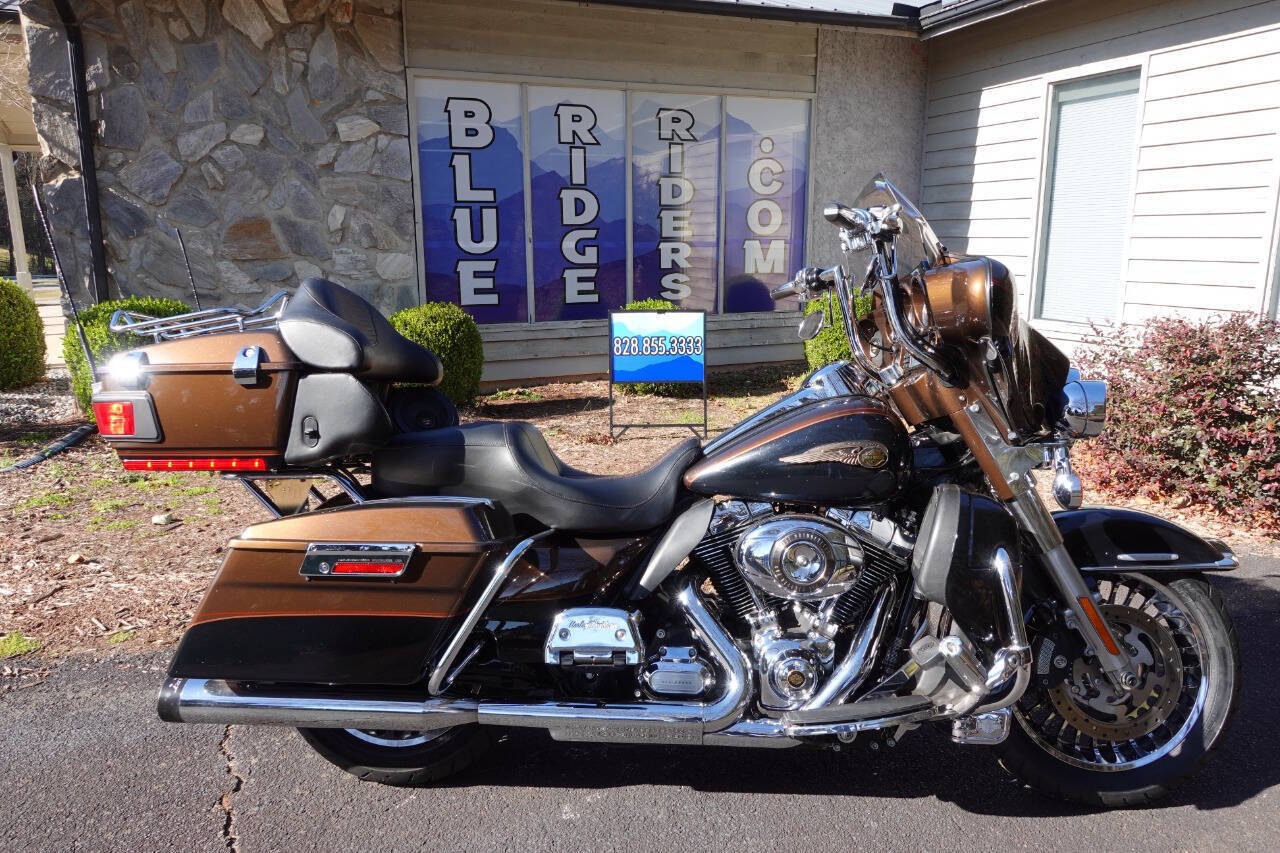 2013 Harley-Davidson Ultra Limited Anniversary ULTRA LIMITED in Granite Falls, NC