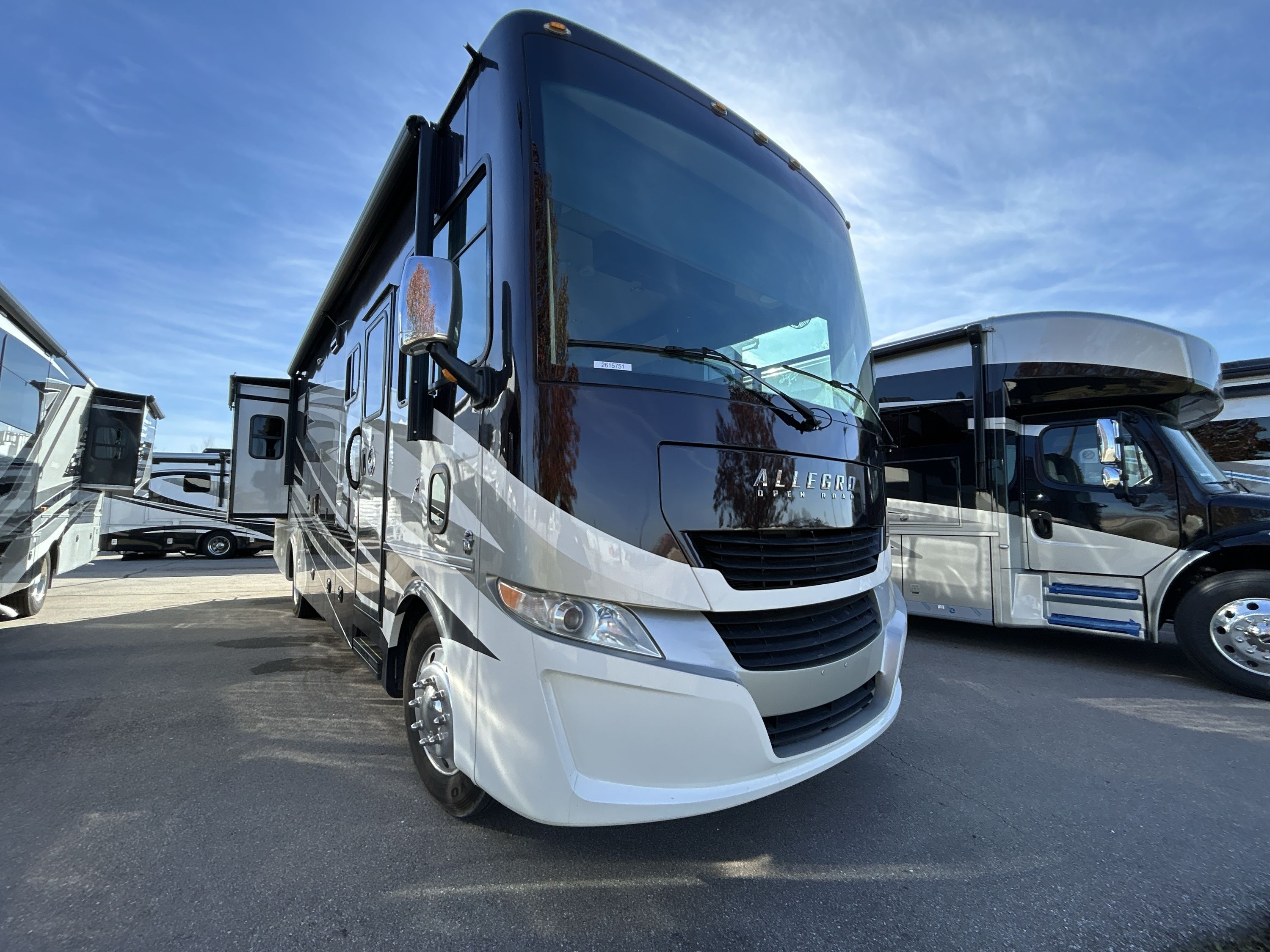 Used 2017 Tiffin Allegro 32SA 32 Sa For Sale in Greenfield, IN ...