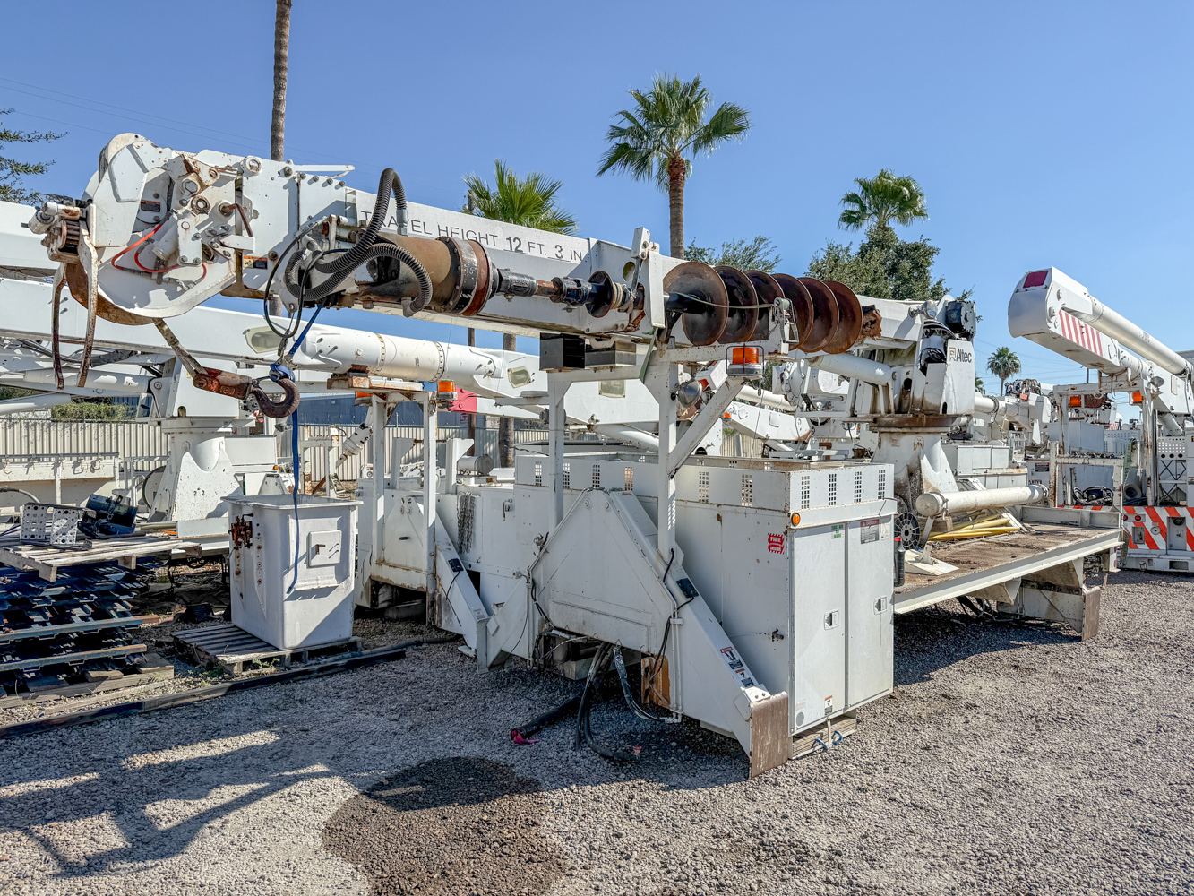 2010 ALTEC DM47TR in Mcallen, TX