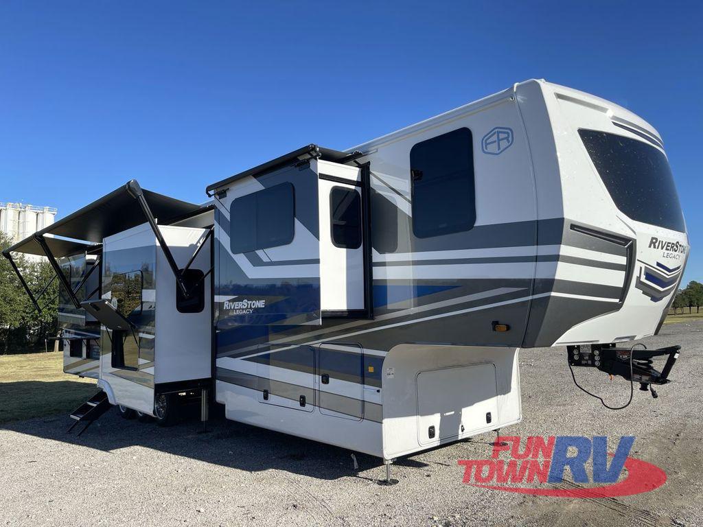 2026 Forest River Rv RiverStone 425FO RV