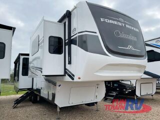 2025 PALOMINO COLUMBUS 380RL