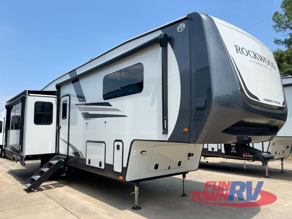 Forest River Rockwood Signature Fifth Wheel RVs For Sale - RV Trader