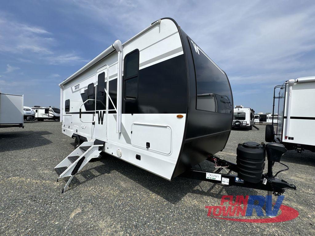 2026 Winnebago Thrive 22MBH in mineola TX