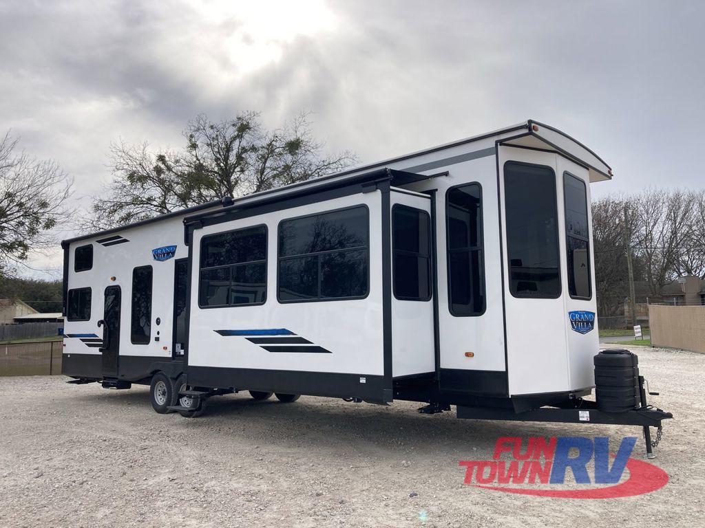 2025 Forest River Rv Salem Grand Villa 42FLDL RV