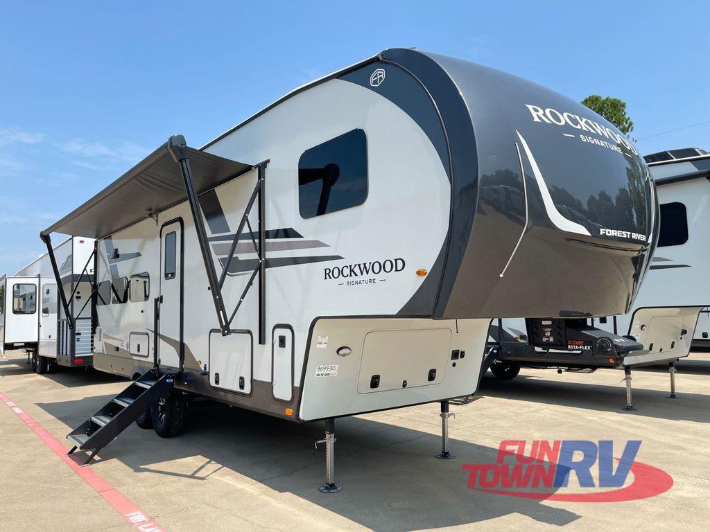 2026 Forest River Rv Rockwood Signature R301RKS in ottawa KS