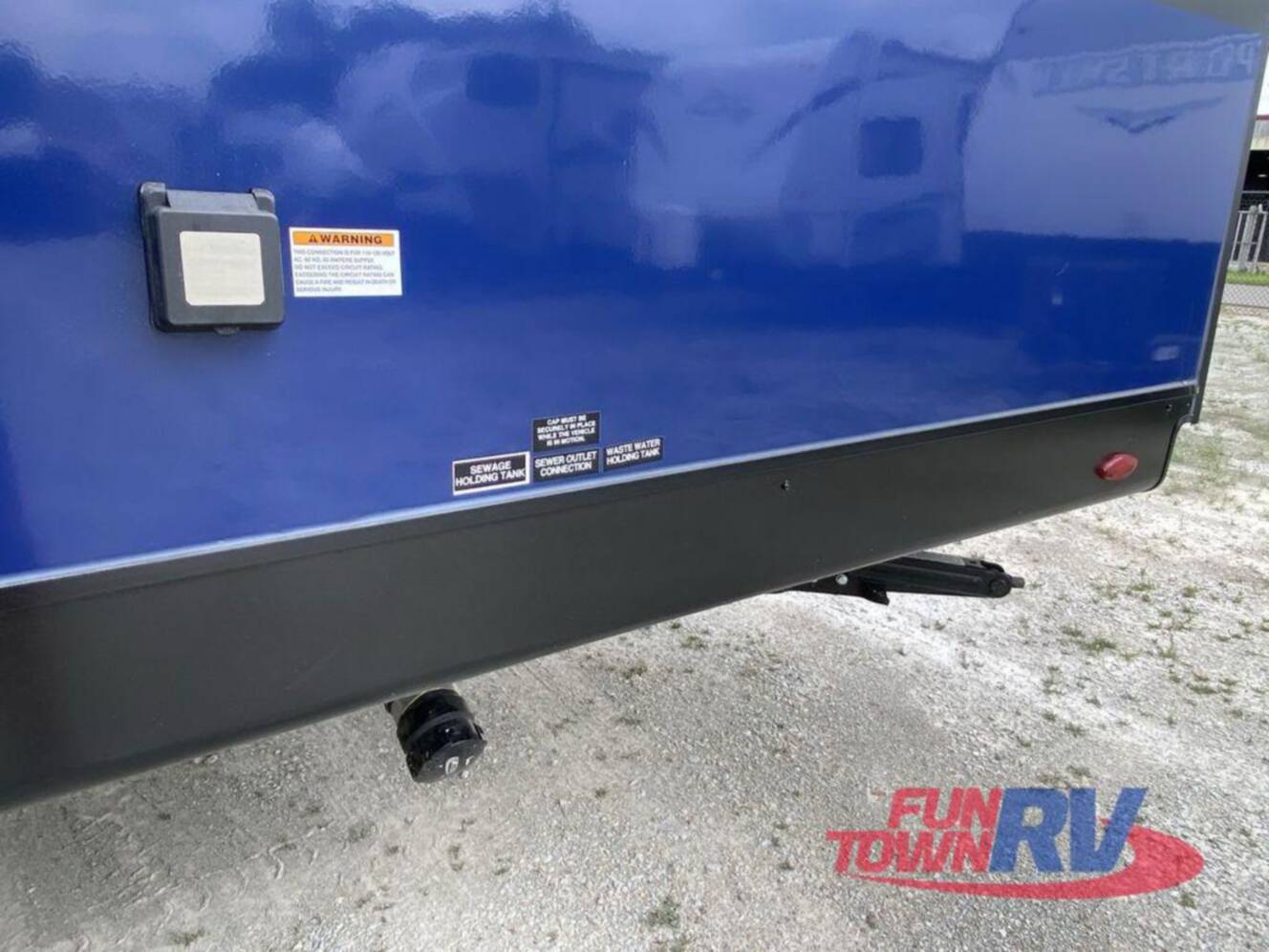 A photo of this 2024 Venture Rv Stratus SR261VRB
