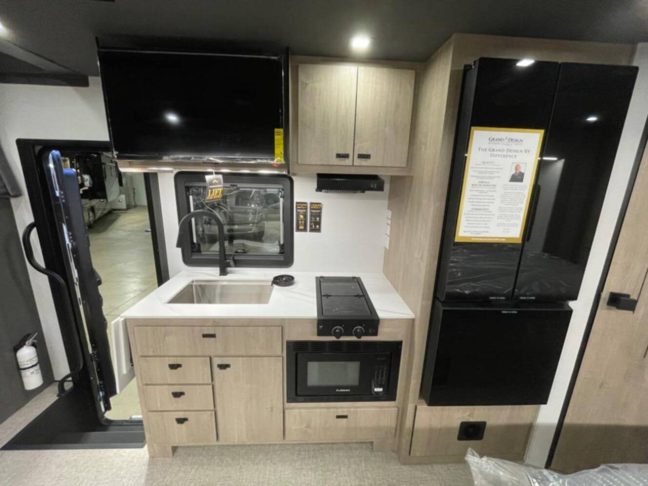 A photo of this 2026 Grand Design Lineage Series M 25FW