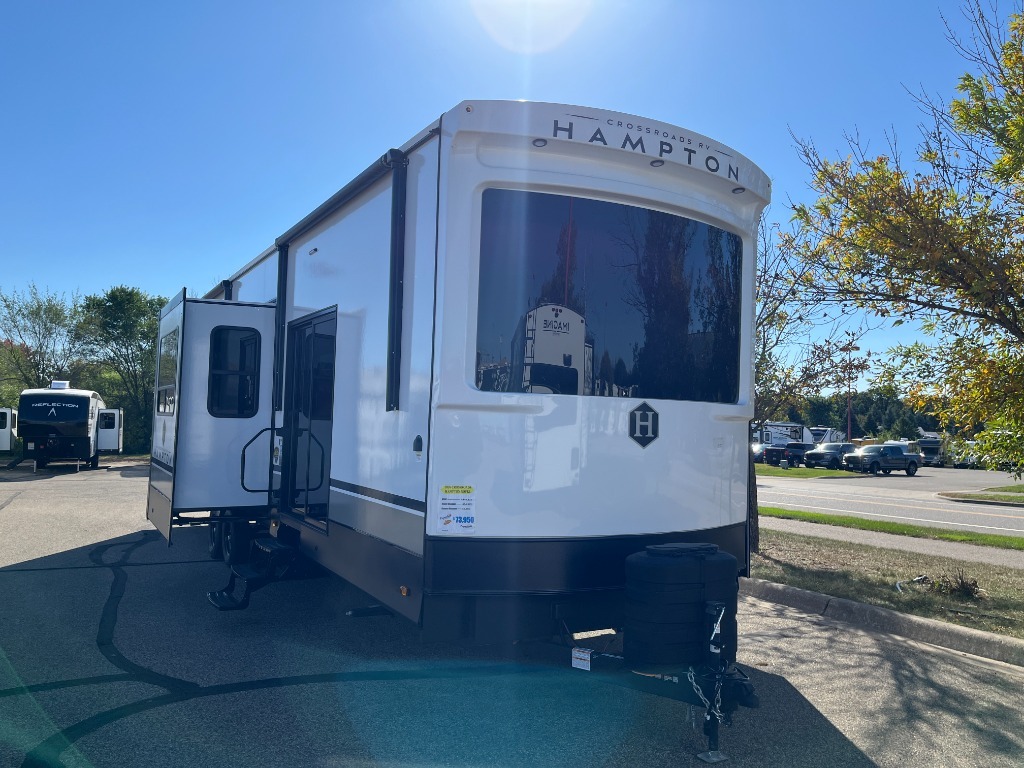 2026 Crossroads Rv Hampton 388FKL in ramsey MN