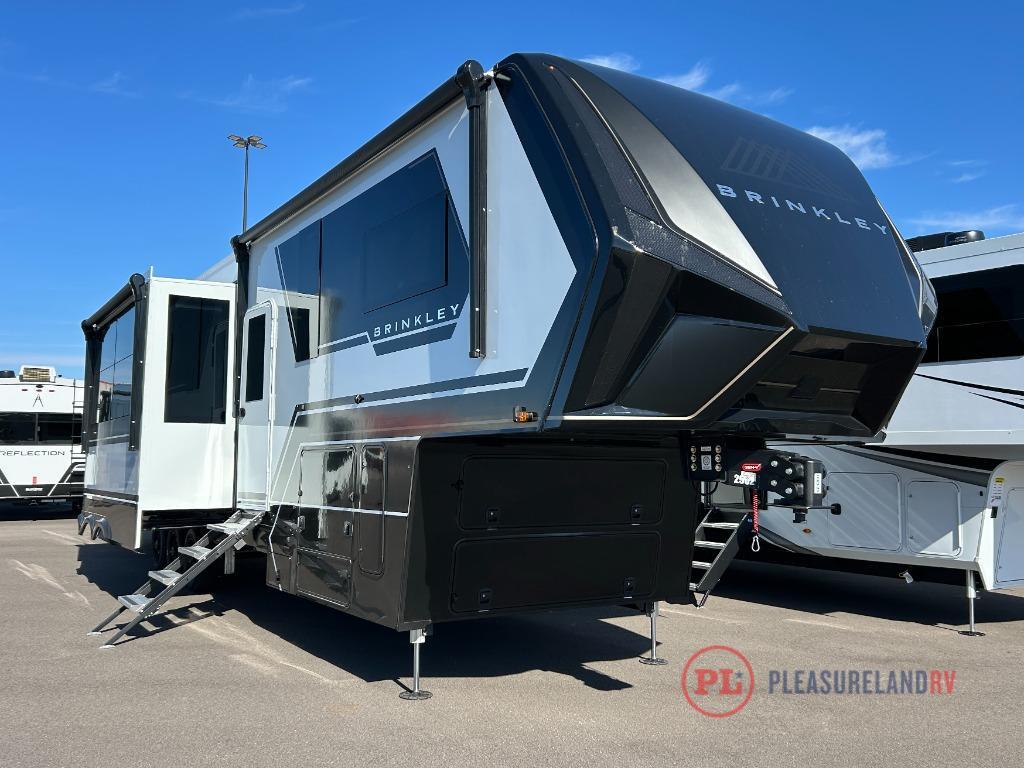 2026 Brinkley Model G 4100 Fifth Wheel Toy Hauler RV
