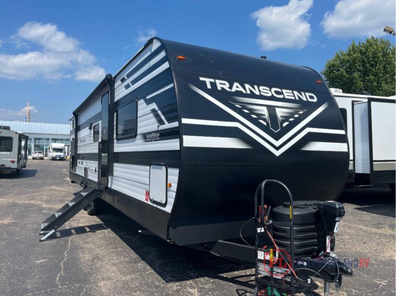 A photo of this 2026 Grand Design Transcend 335BHT