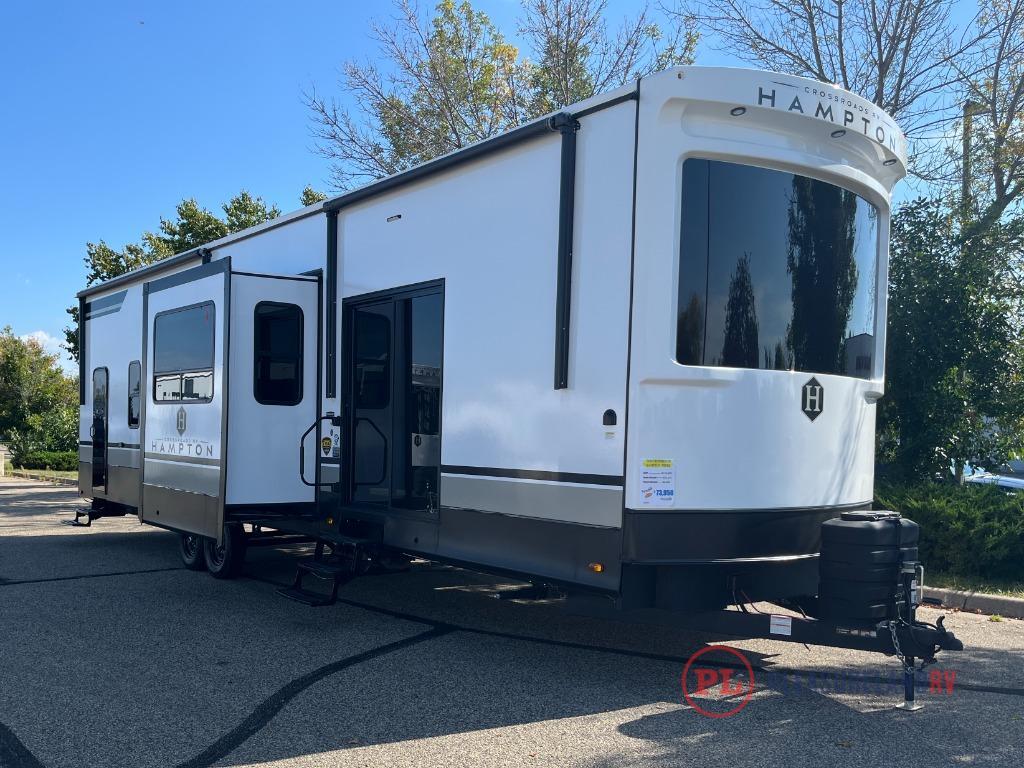 2026 Crossroads Rv Hampton 388FKL in shakopee MN