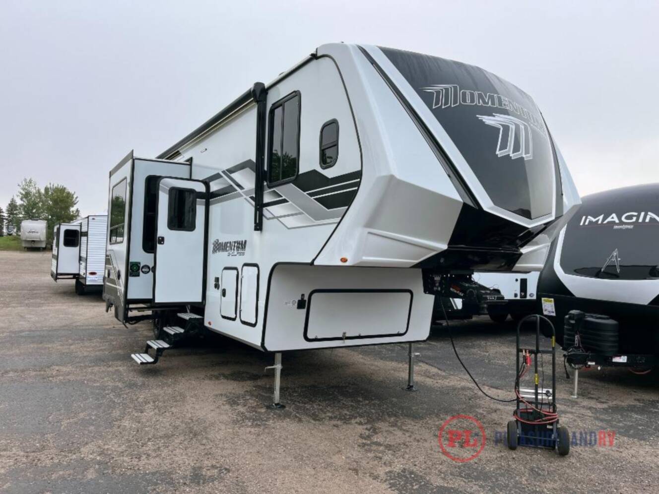 A photo of this 2026 Grand Design Momentum G-Class 320G