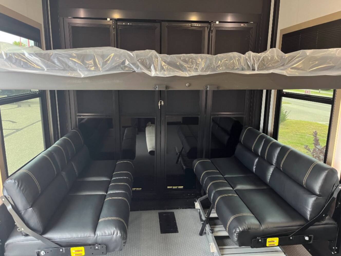 A photo of this 2026 Keystone Rv Raptor 433