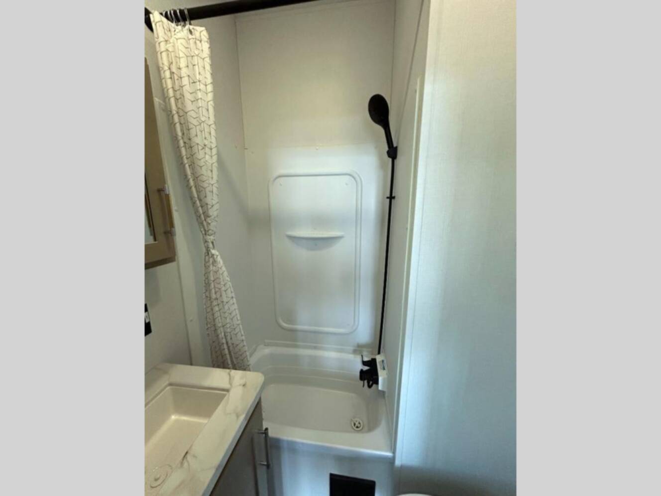 A photo of this 2026 Keystone Rv Raptor 433