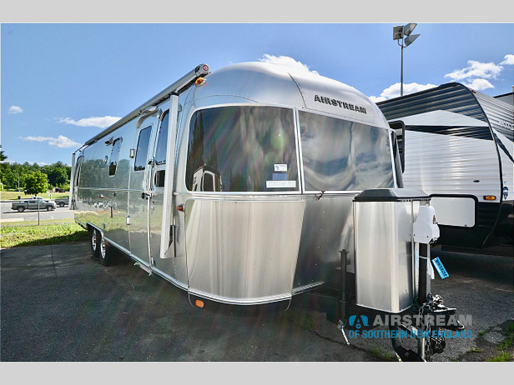 2017 Airstream Classic 30 in union CT